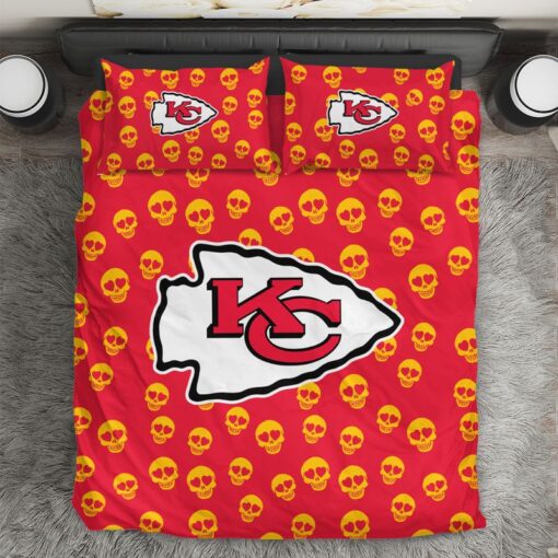 Stocktee Kansas City Chiefs Love Skull Pattern Halloween Limited Edition Bedding Set NEW046010 1