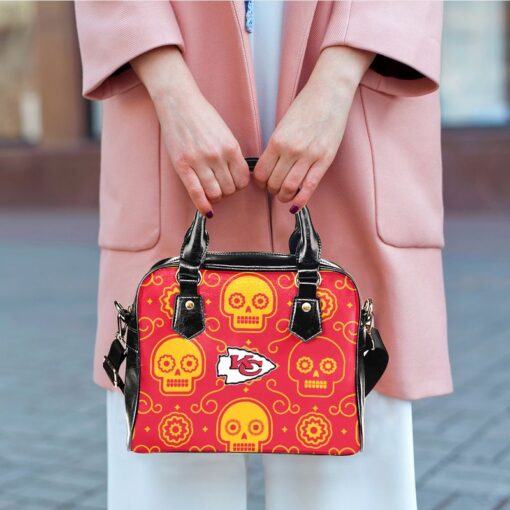 Stocktee Kansas City Chiefs Skull and Flower Pattern Limited Edition Lady Leather Handbag NLA051310 1