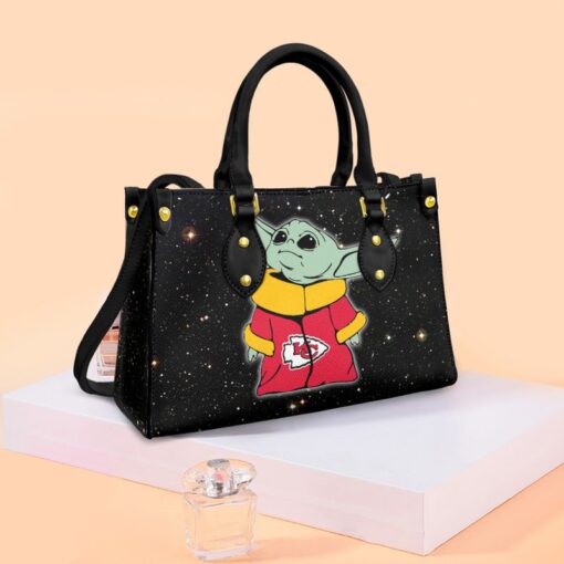 kansas city chiefs baby yoda limited edition fashion lady handbag new04221072603159 dp96u