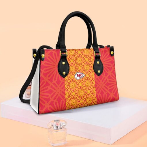 kansas city chiefs flower pattern limited edition fashion lady handbag nla05061075378118