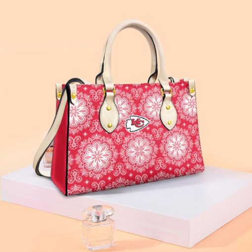 kansas city chiefs flower pattern limited edition fashion lady handbag nla05361032578387 65w0y