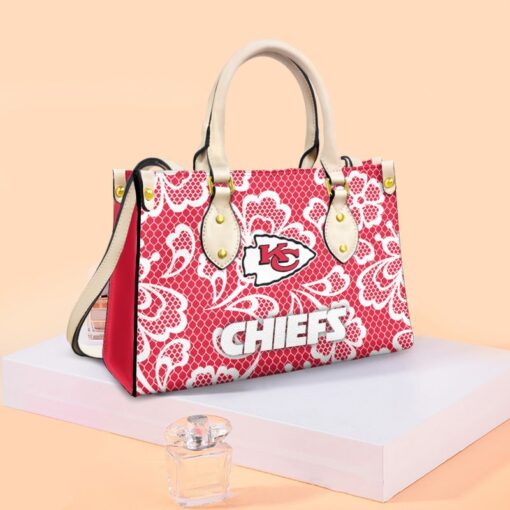 kansas city chiefs flower pattern limited edition fashion lady handbag nla05481064685608 u97or