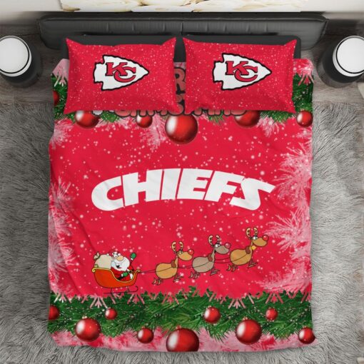 nfl kansas city chiefs christmas pattern limited edition bedding set nla03321059451737 g2tc8